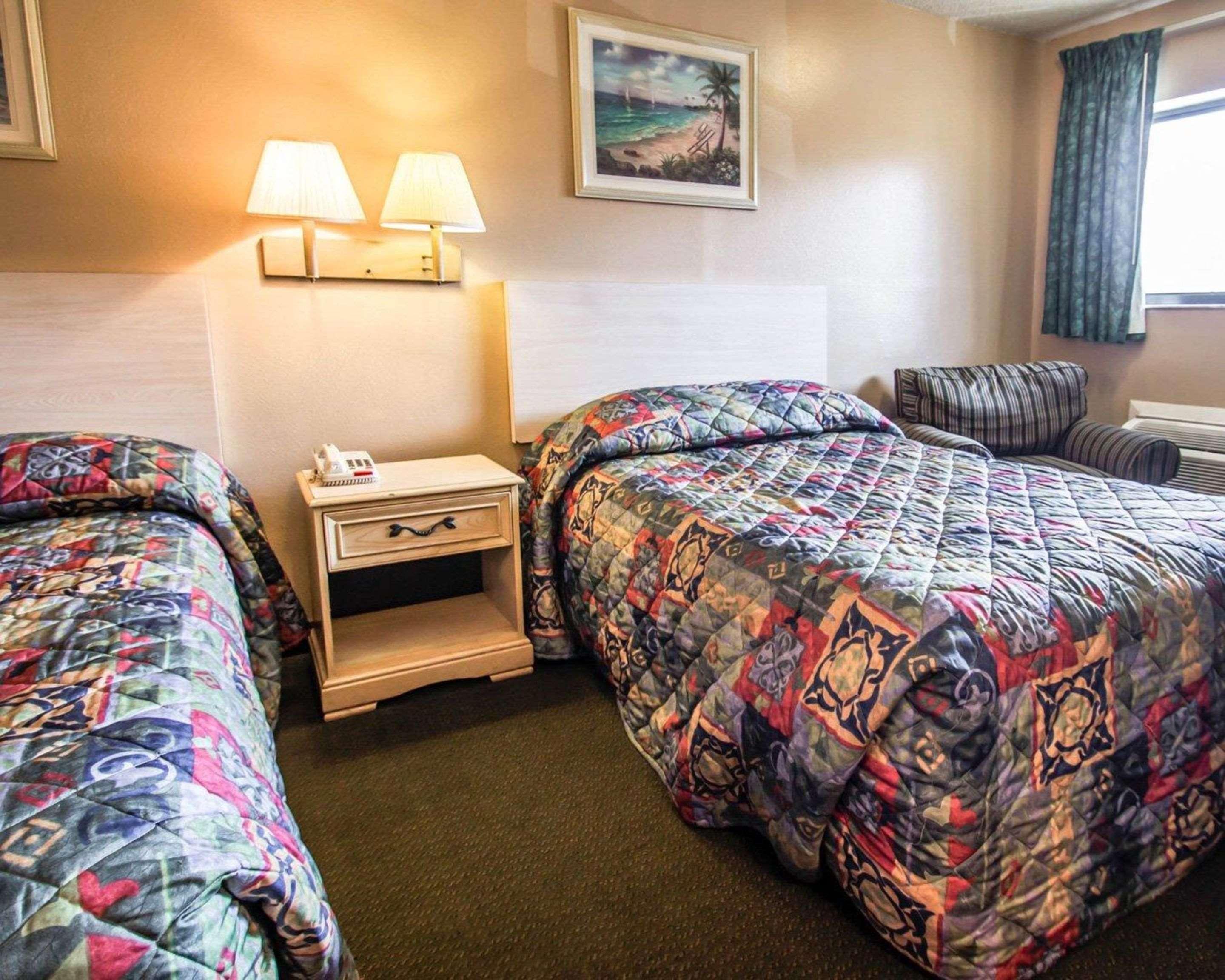 Rodeway Inn Forest City Εξωτερικό φωτογραφία