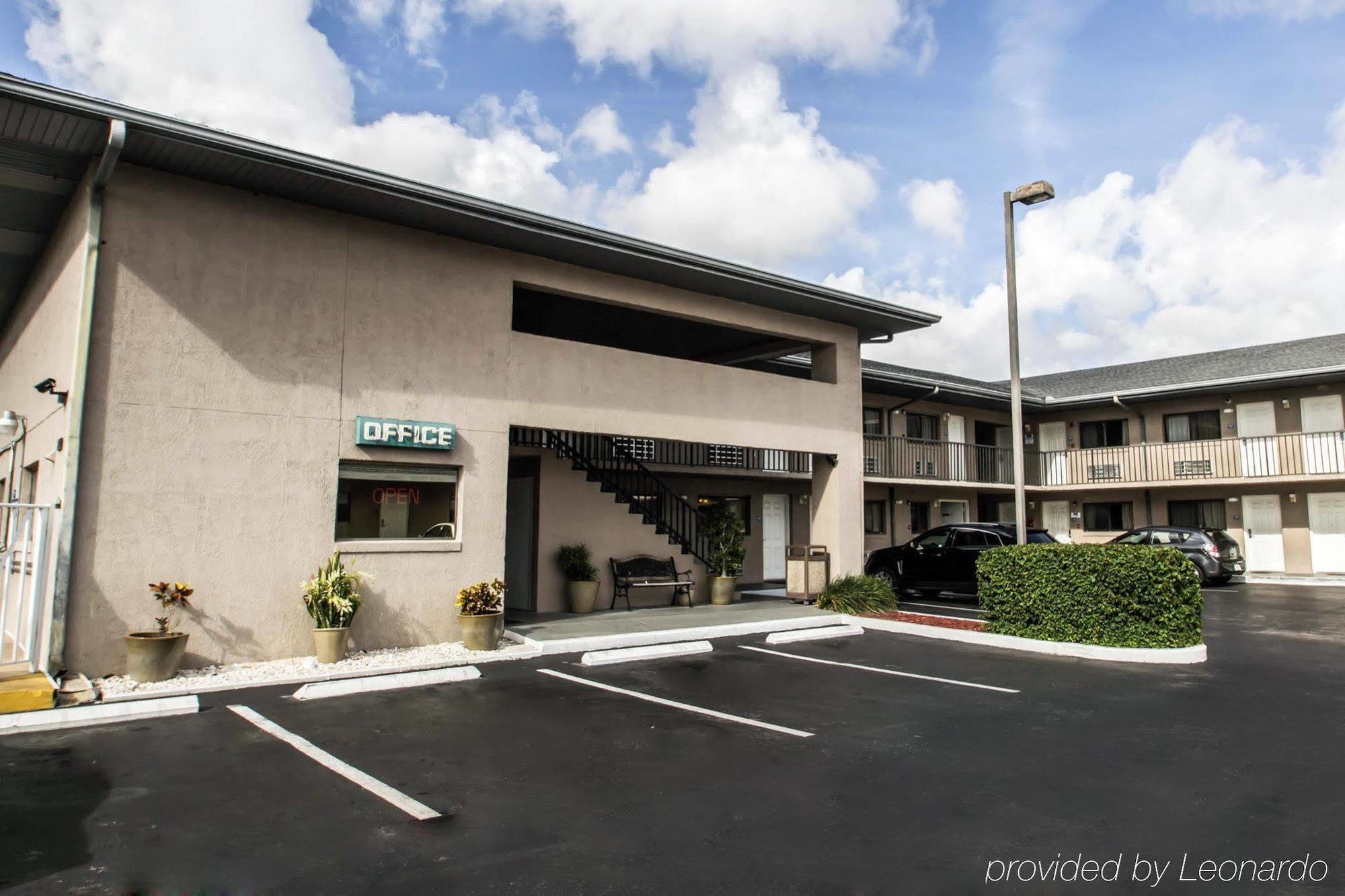 Rodeway Inn Forest City Εξωτερικό φωτογραφία